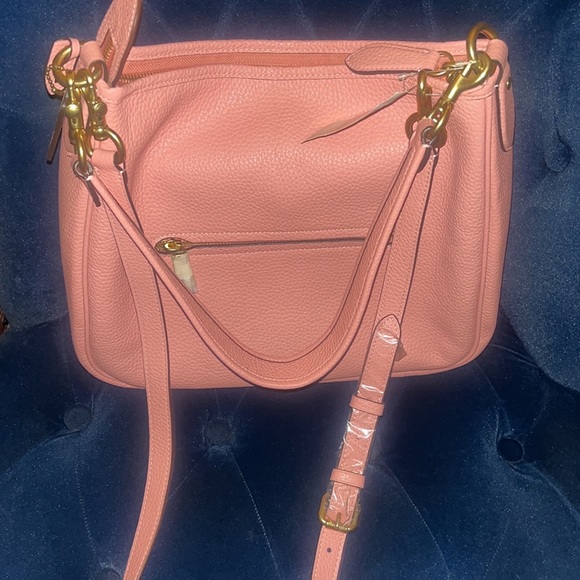 NWT Coach Cary Pebbled Leather Shoulder Bag - Picture 6 of 10